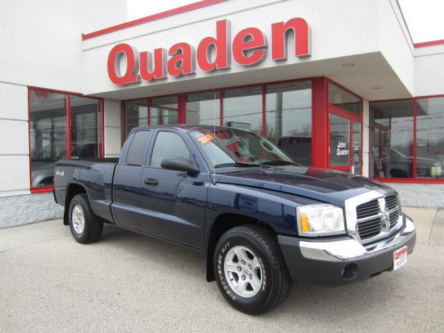 Photo of 2005 Dodge Dakota