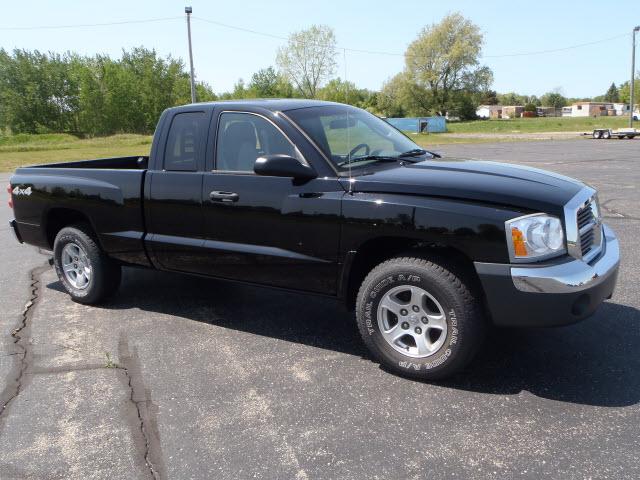 Photo of 2005 Dodge Dakota