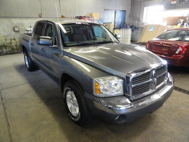 Photo of 2005 Dodge Dakota