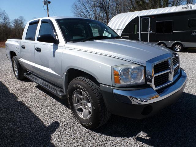 Photo of 2005 Dodge Dakota
