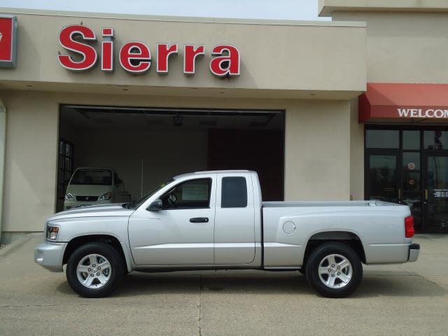Photo of 2011 Dodge Dakota