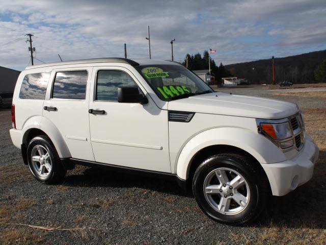 Photo of 2007 Dodge Nitro