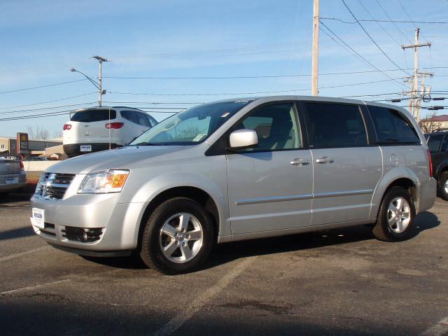 Photo of 2008 Dodge Grand Caravan