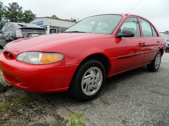 Photo of 1998 Ford Escort