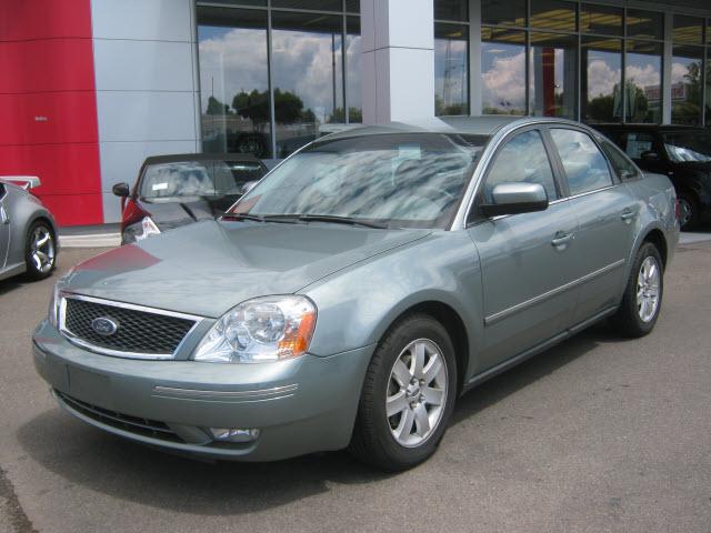 Photo of 2005 Ford Five Hundred