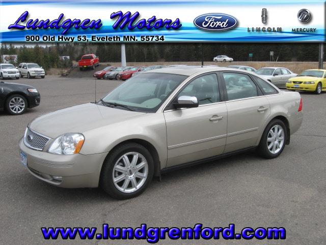 Photo of 2005 Ford Five Hundred