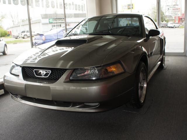 Photo of 2002 Ford Mustang