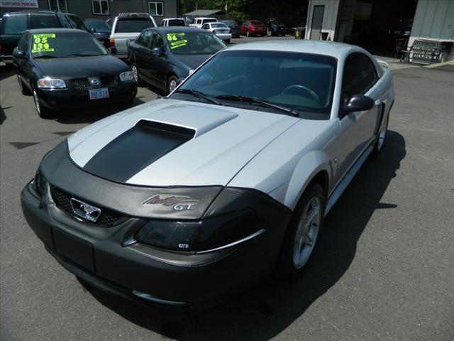 Photo of 2002 Ford Mustang