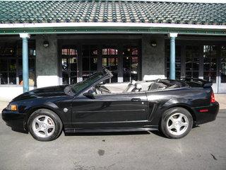 Photo of 2004 Ford Mustang