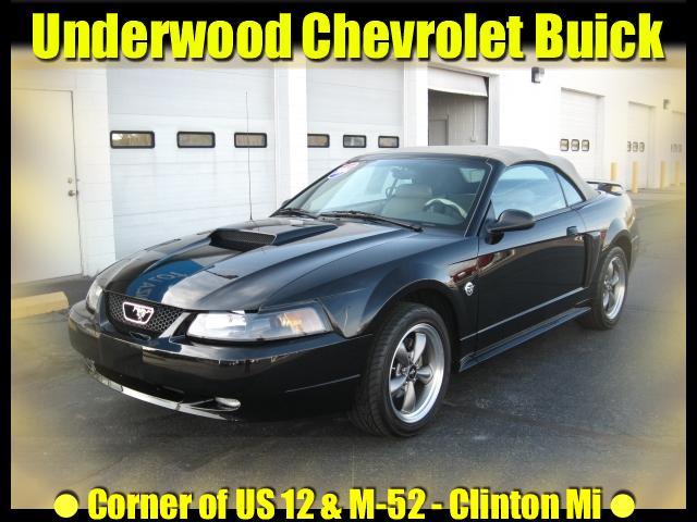 Photo of 2004 Ford Mustang