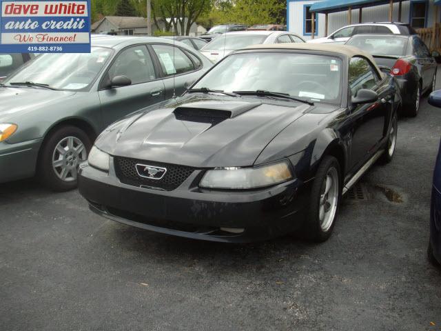 Photo of 2001 Ford Mustang