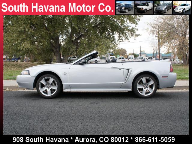 Photo of 1999 Ford Mustang