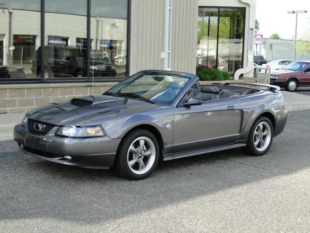 Photo of 2004 Ford Mustang
