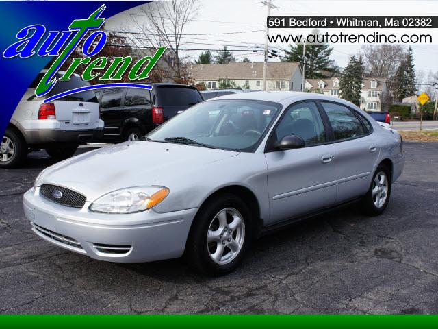 Photo of 2005 Ford Taurus