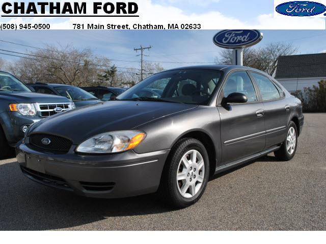 Photo of 2005 Ford Taurus