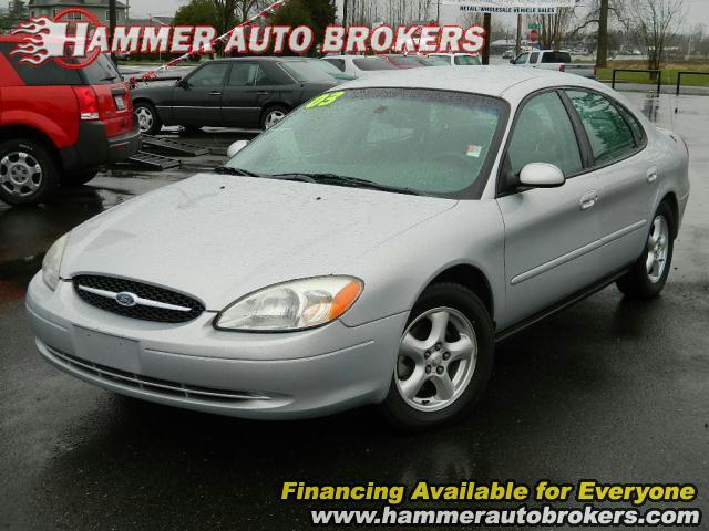 Photo of 2003 Ford Taurus