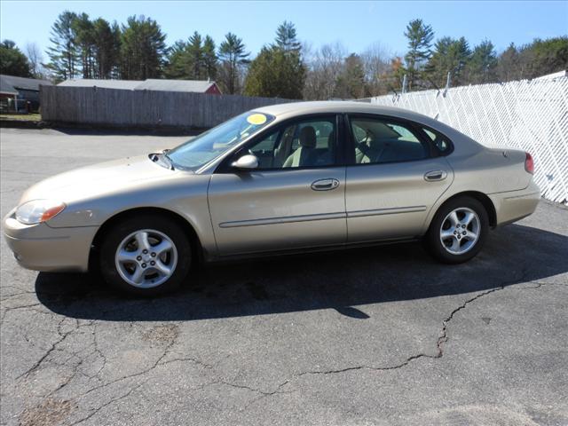 Photo of 2001 Ford Taurus