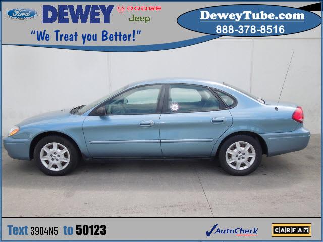 Photo of 2005 Ford Taurus