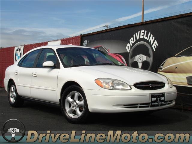 Photo of 2001 Ford Taurus