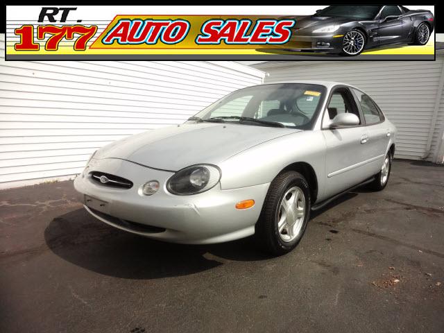 Photo of 1999 Ford Taurus