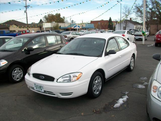 Photo of 2007 Ford Taurus