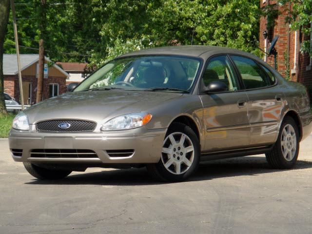 Photo of 2007 Ford Taurus