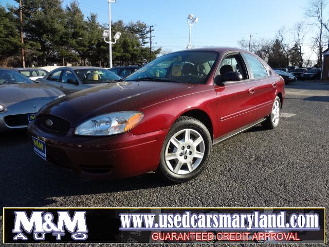 Photo of 2005 Ford Taurus