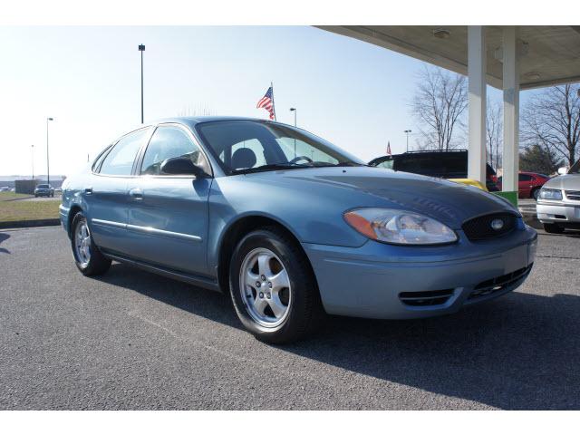 Photo of 2007 Ford Taurus