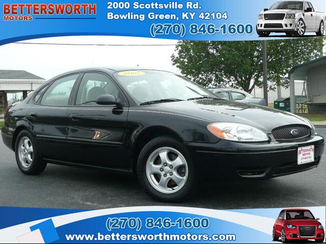 Photo of 2007 Ford Taurus