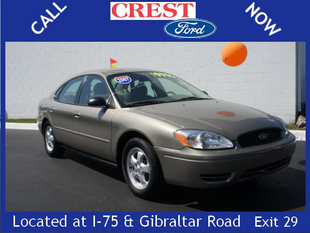 Photo of 2007 Ford Taurus