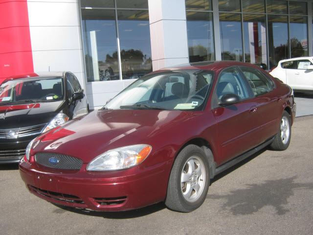 Photo of 2007 Ford Taurus