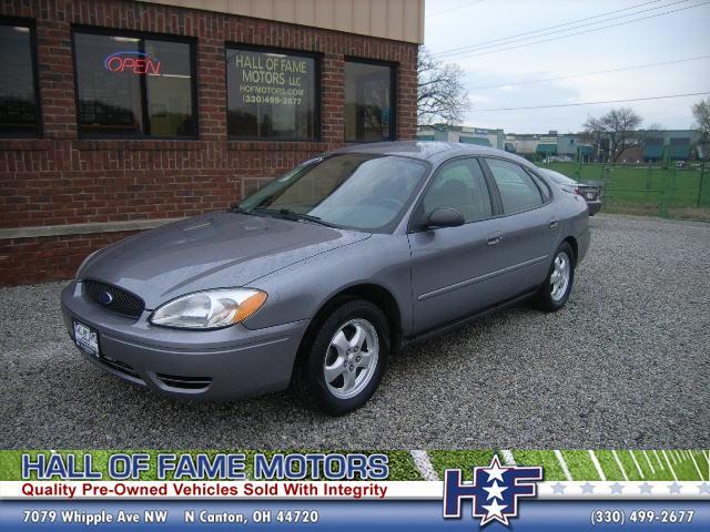 Photo of 2007 Ford Taurus