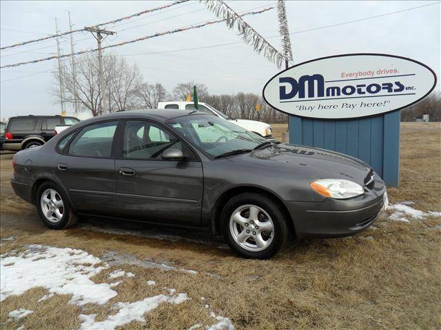 Photo of 2003 Ford Taurus