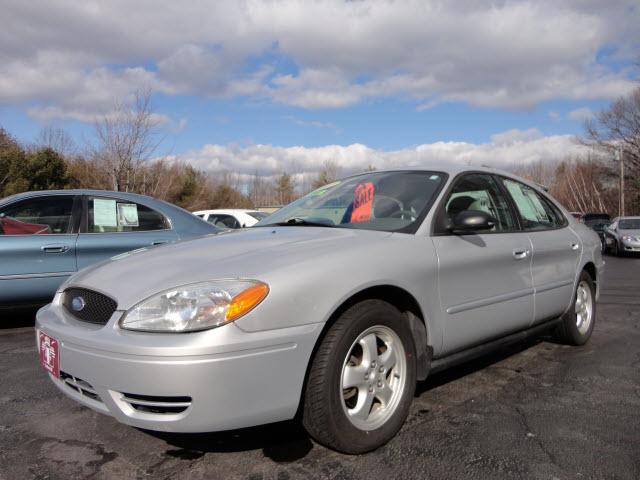 Photo of 2007 Ford Taurus