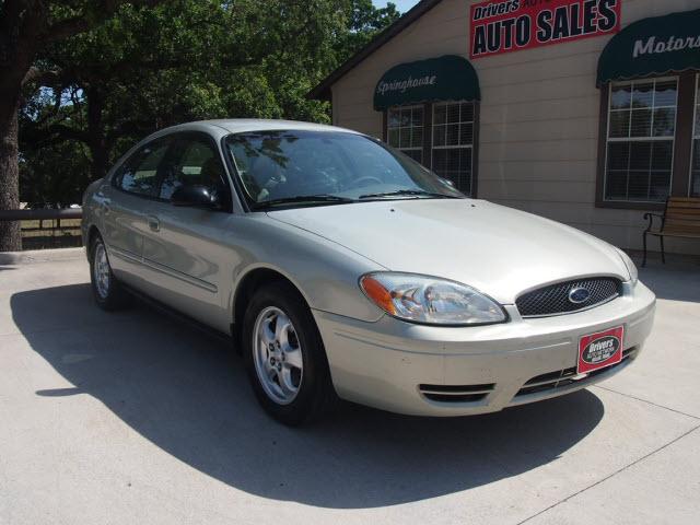 Photo of 2005 Ford Taurus