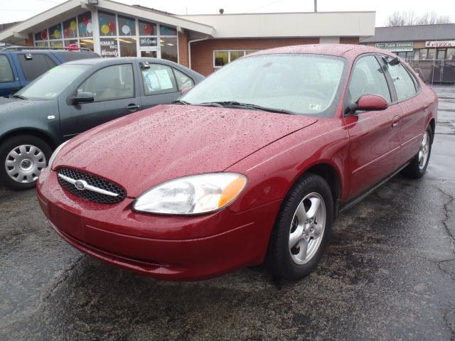 Photo of 2003 Ford Taurus