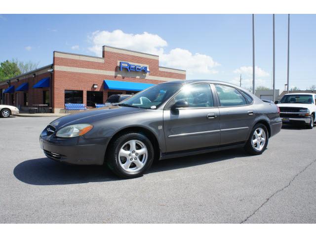 Photo of 2003 Ford Taurus