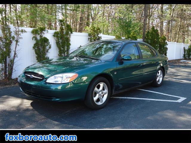 Photo of 2000 Ford Taurus