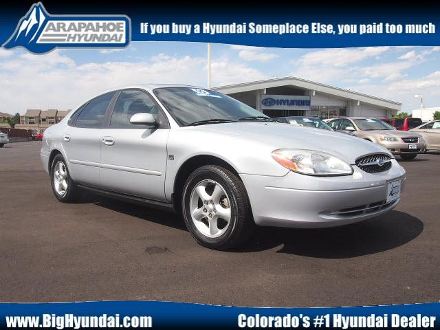 Photo of 2000 Ford Taurus