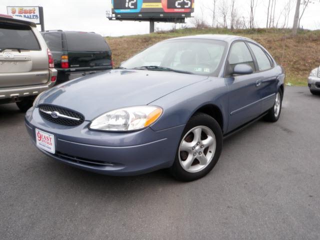 Photo of 2000 Ford Taurus