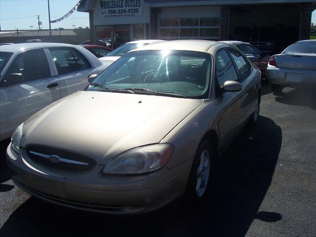 Photo of 2001 Ford Taurus