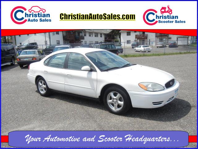 Photo of 2004 Ford Taurus