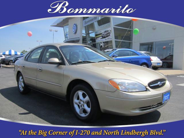 Photo of 2001 Ford Taurus