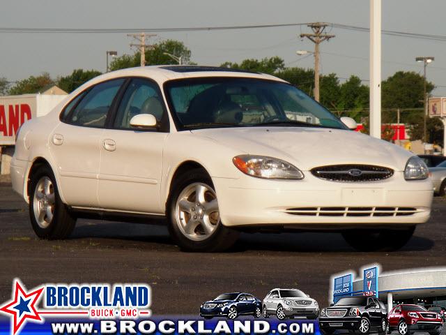 Photo of 2002 Ford Taurus