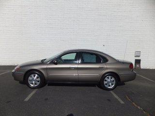 Photo of 2007 Ford Taurus