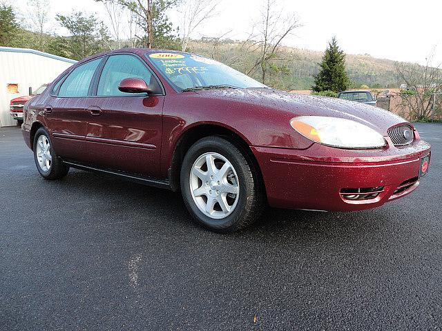 Photo of 2007 Ford Taurus