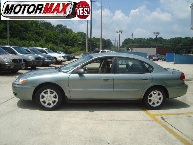 Photo of 2007 Ford Taurus