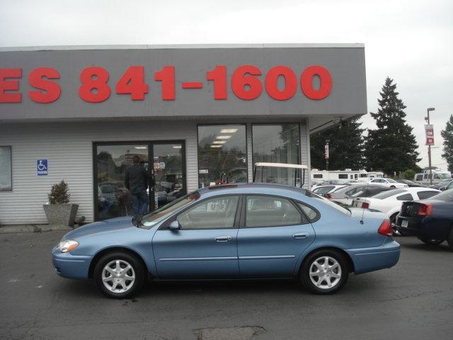 Photo of 2006 Ford Taurus