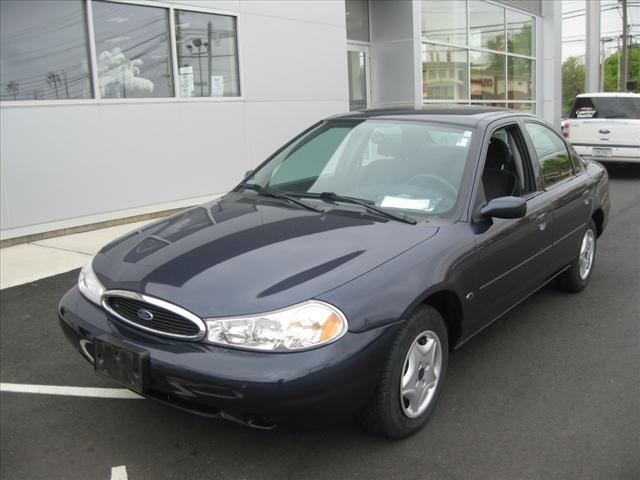 Photo of 1999 Ford Contour