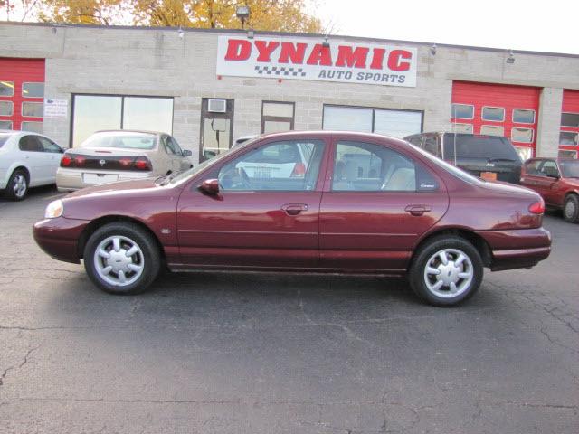 Photo of 1999 Ford Contour